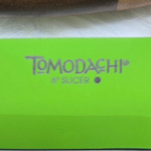 TOMODASHI 8" Slicer Green with Cover Kitchen Knife - Picture 2 of 5